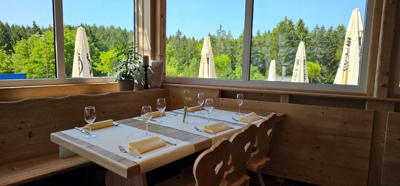 Schwaben Hotel Ebnisee Bagian luar foto