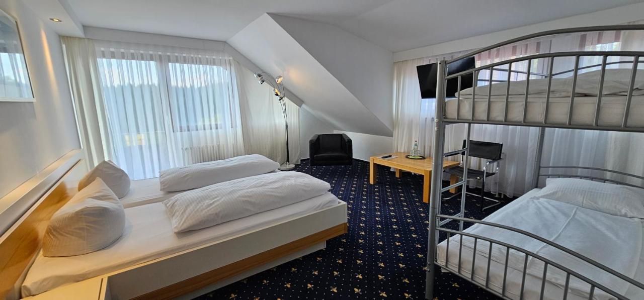 Schwaben Hotel Ebnisee Bagian luar foto